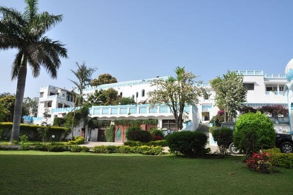 nalagarh heritage resort front view
